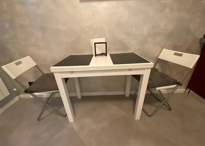Elegant Appartament Apartment Milan